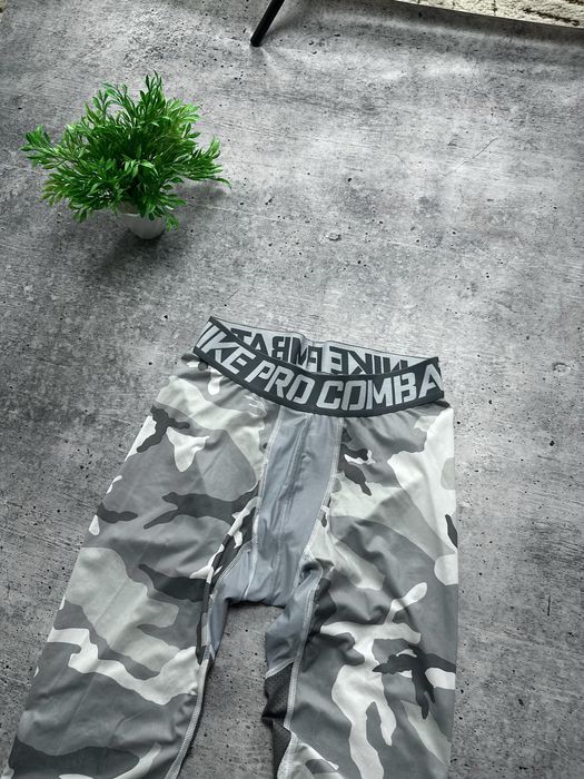 Чоловічи лосини/ тайсти Nike Pro Combat Camo Training Tights