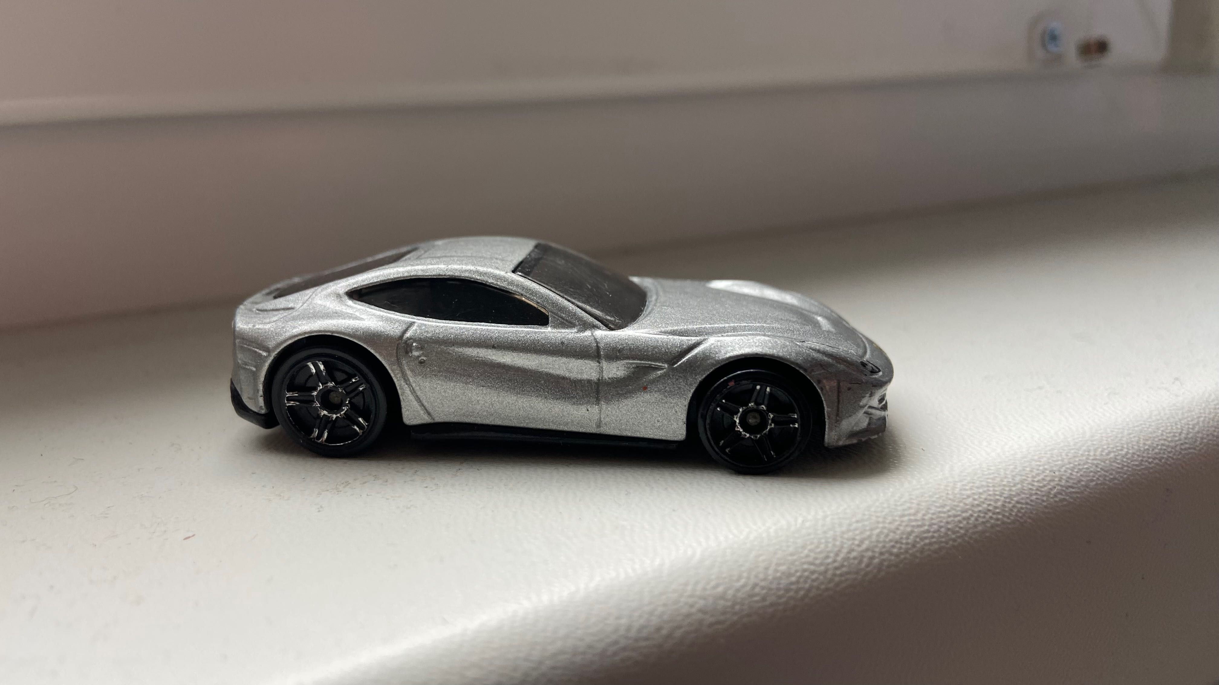 Ferrari Hot Wheels 40 штук Феррари хотвилс коллекция