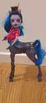 Lalka Monster High Avea Trotter-lalka koń