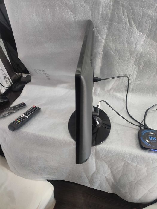 Telewizor monitor Samsung 22 całe OK HDMI