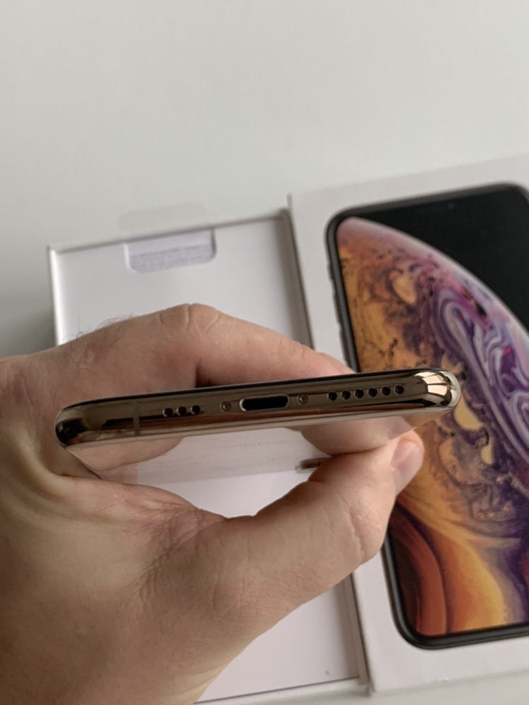 IPhone XS Max 64  полный комплект акб 90