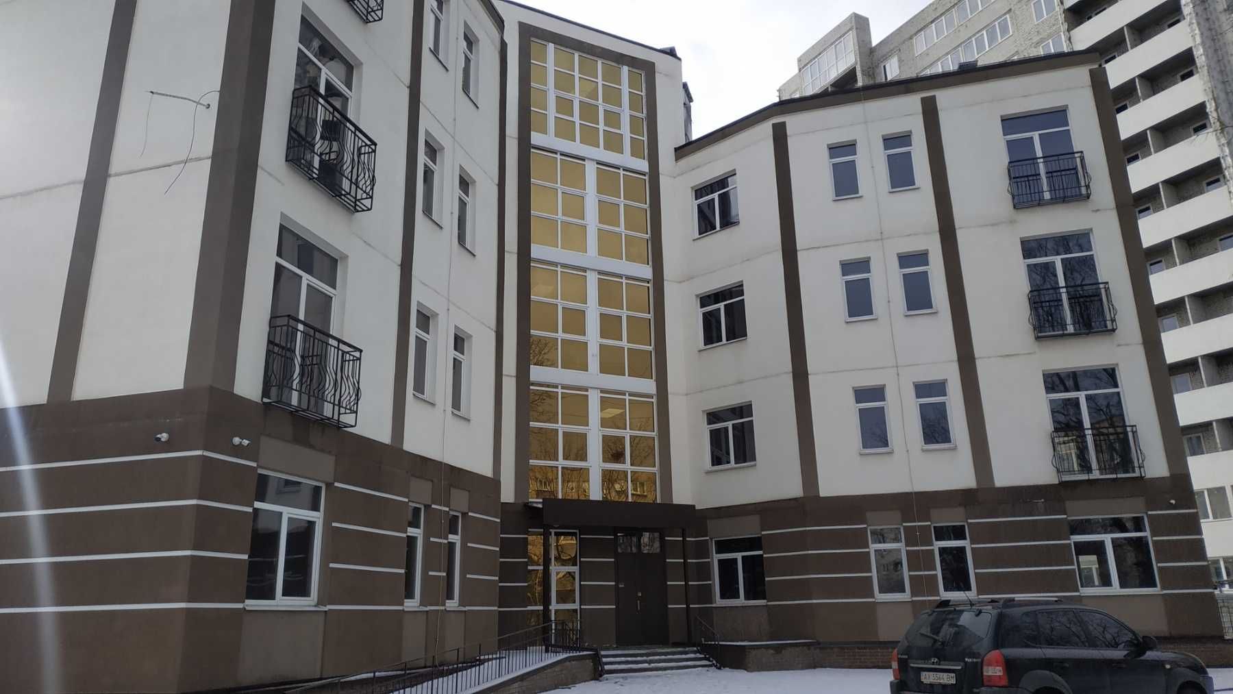 Здам цоколь 250 м2 під спортивний зал, торгова площа