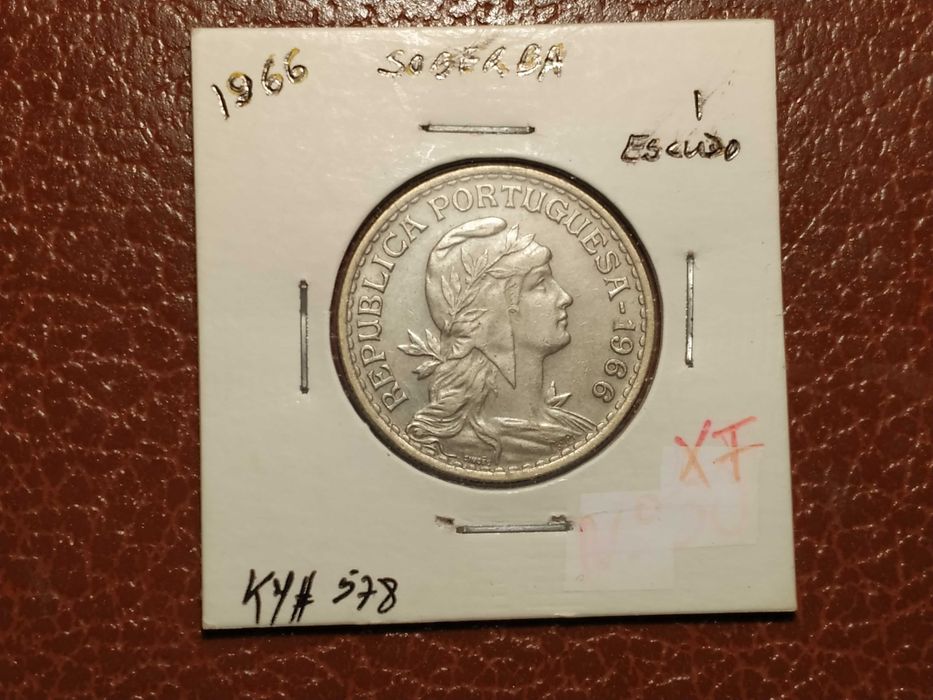 Portugal - moeda de 1 escudo de 1966 (alpaca)