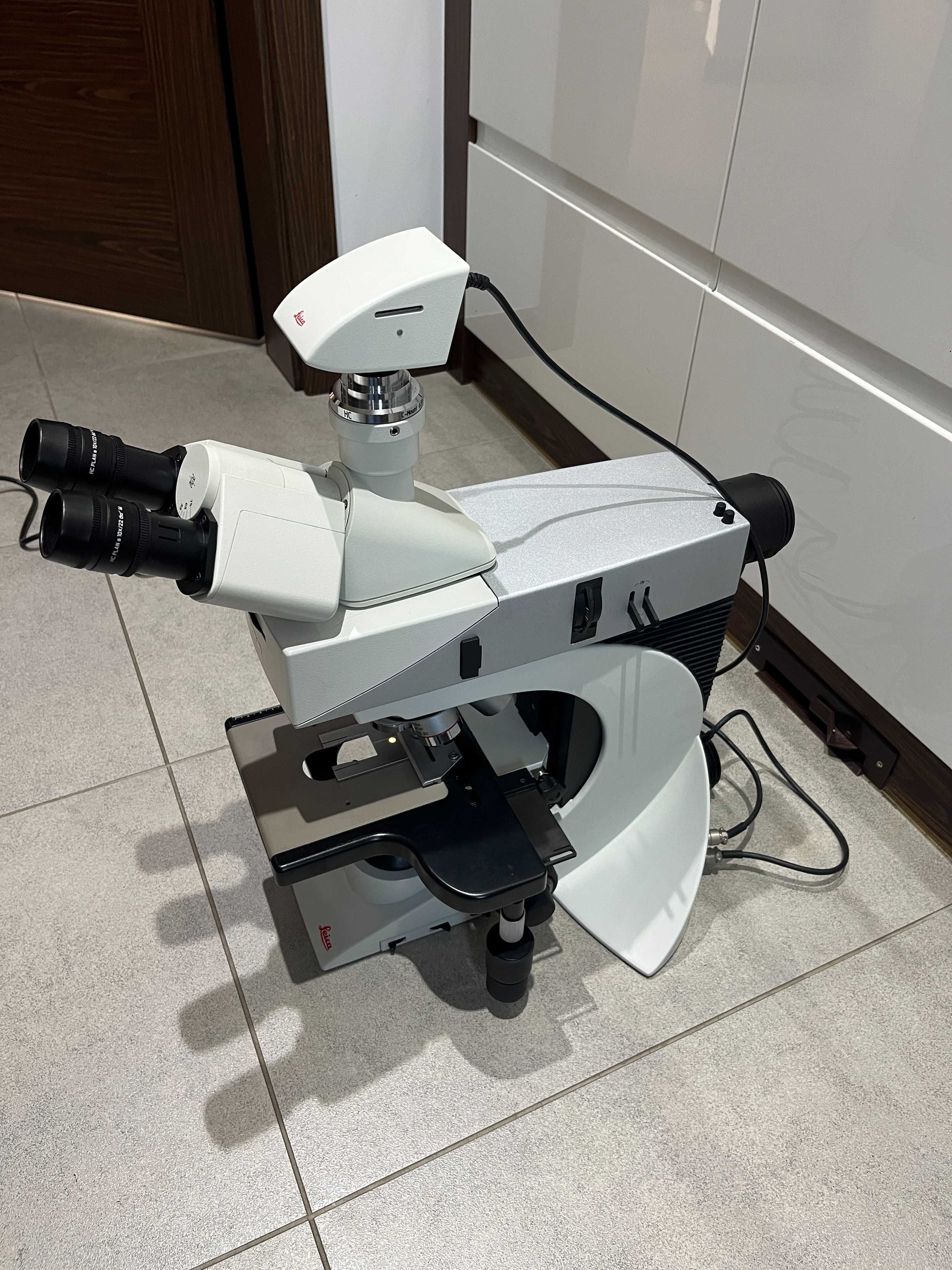 Mikroskop Metalograficzny Leica DM2700 M z Kamerą i Oświetleniem RL TL
