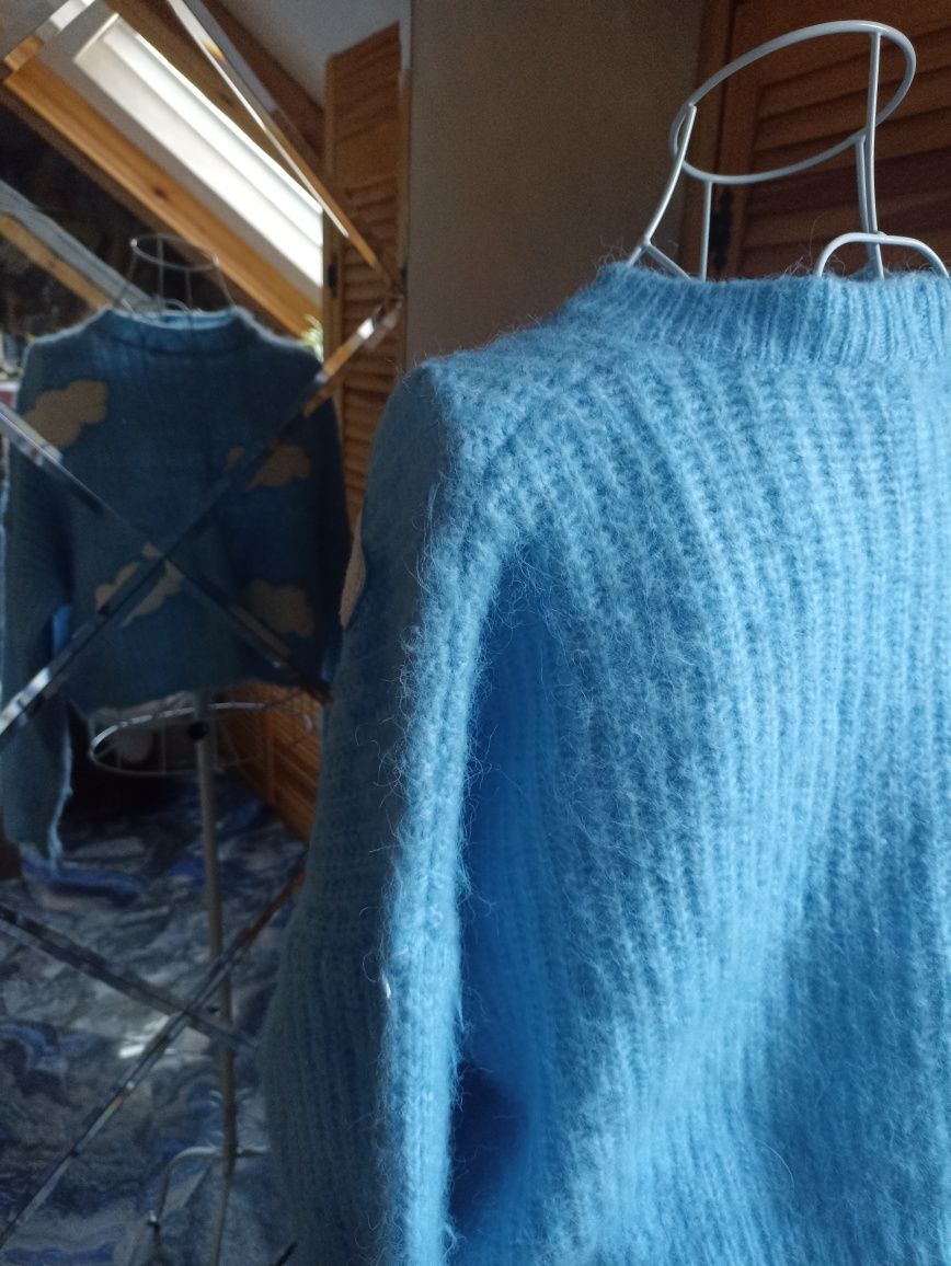 Bershka sweter oversize niebo