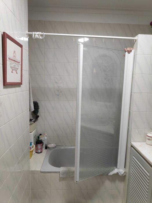 Resguardo de banheira com 2 folhas articuladas