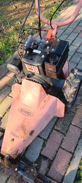 Kosa spalinowa listwowa