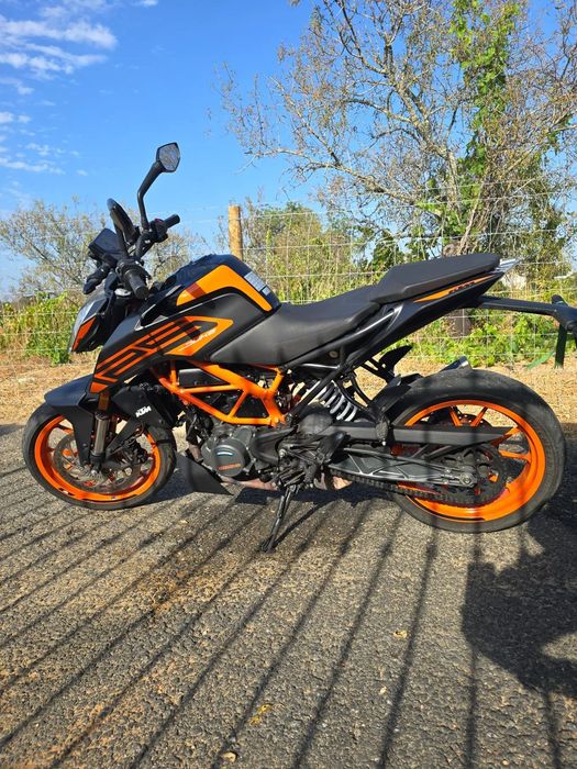 KTM @125 Duke 125