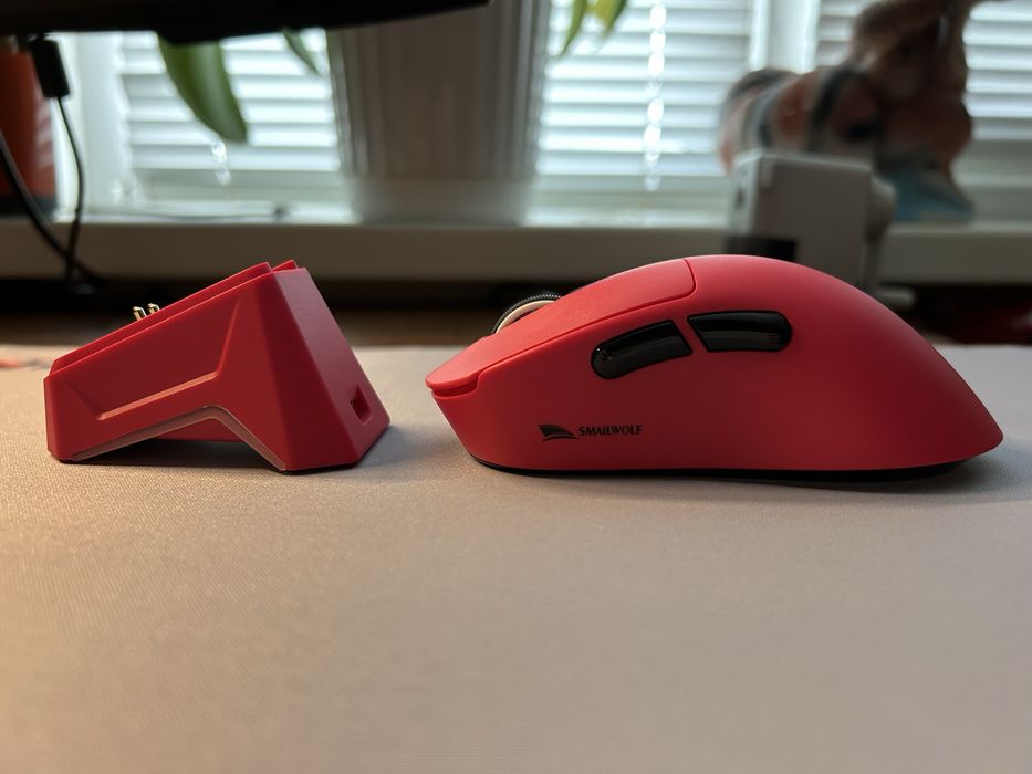 Бездротова Ігрова Миша SmailWolf M6 Рожева Зарядна Станція Екран