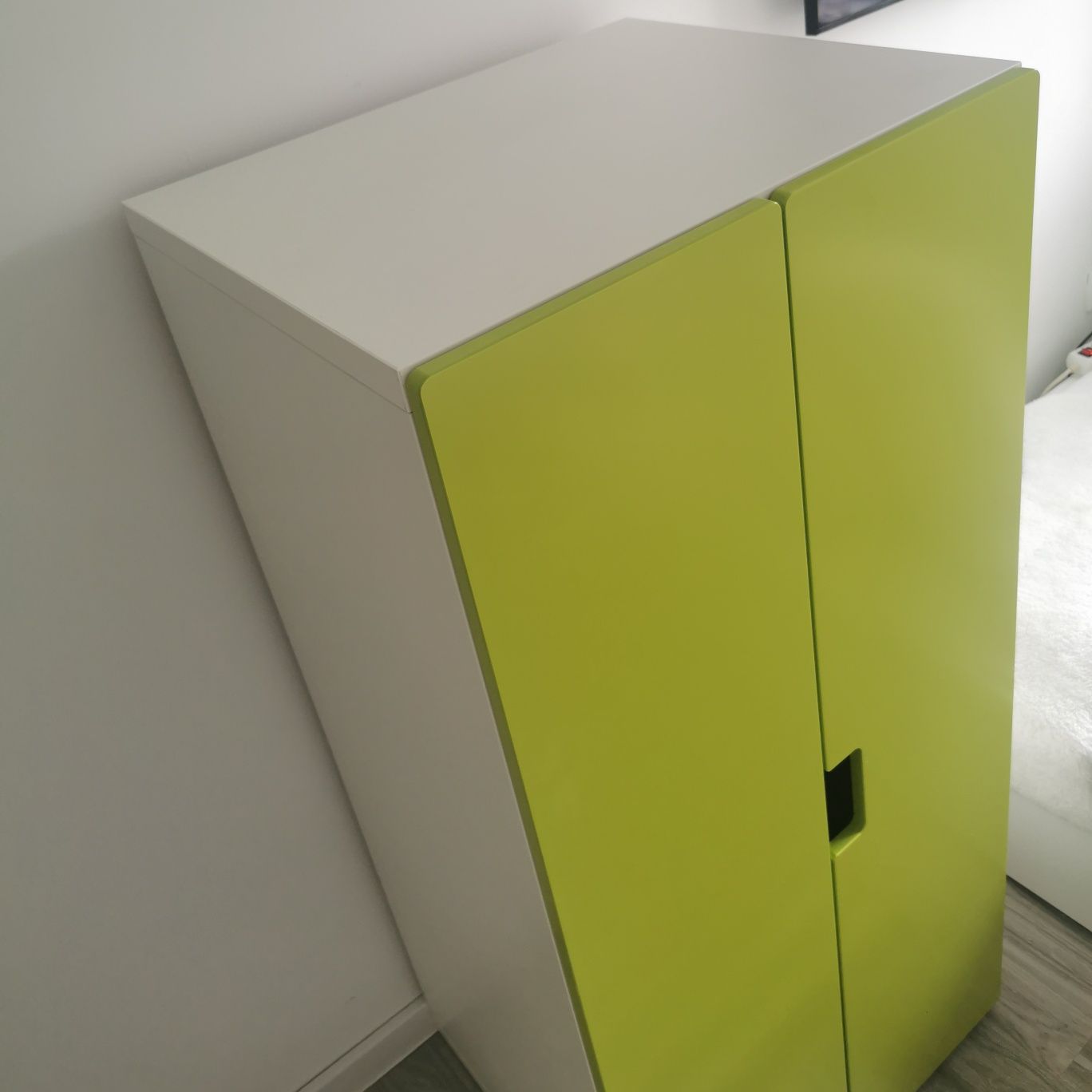 Szafa do pokoju dziecka Ikea STUVA na ubrania
