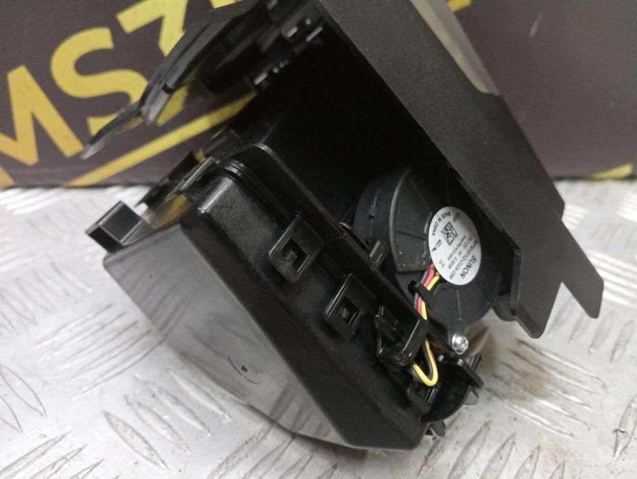 Ароматизатор на панель приладів BMW X5 G05 БМВ Х5 Г05 освіжувач