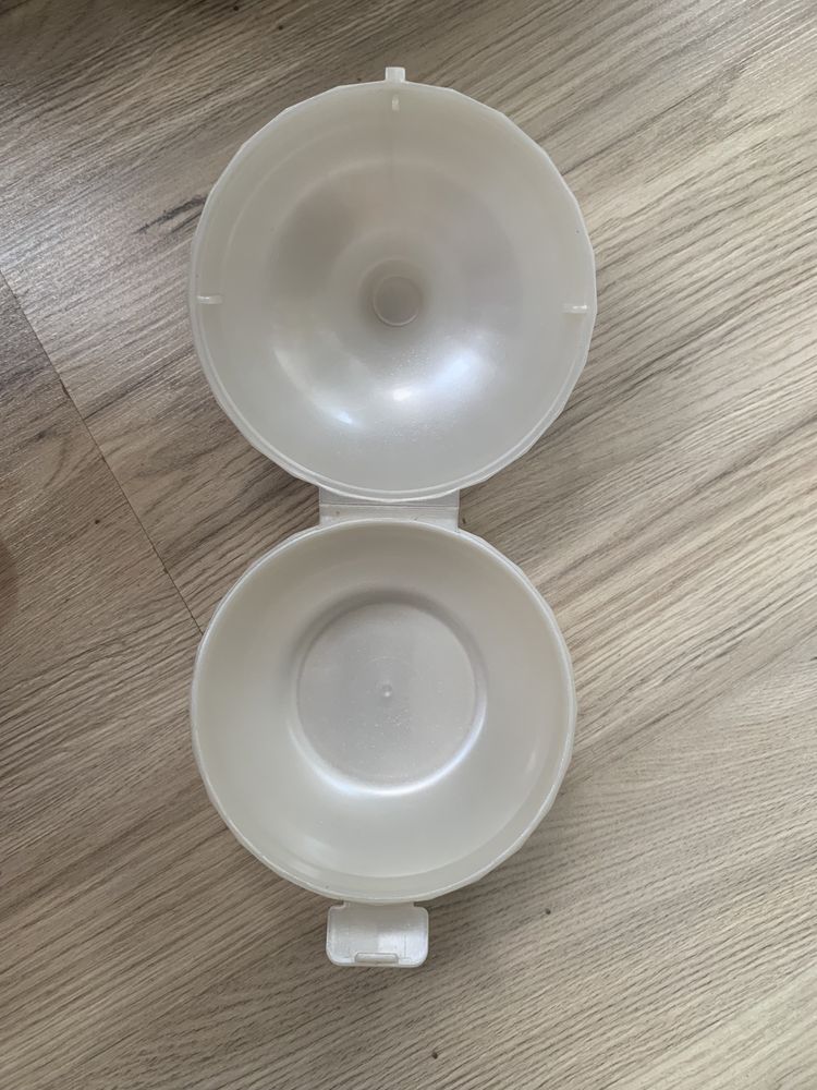 Tupperware pojemnik w ksztalcie cebuli