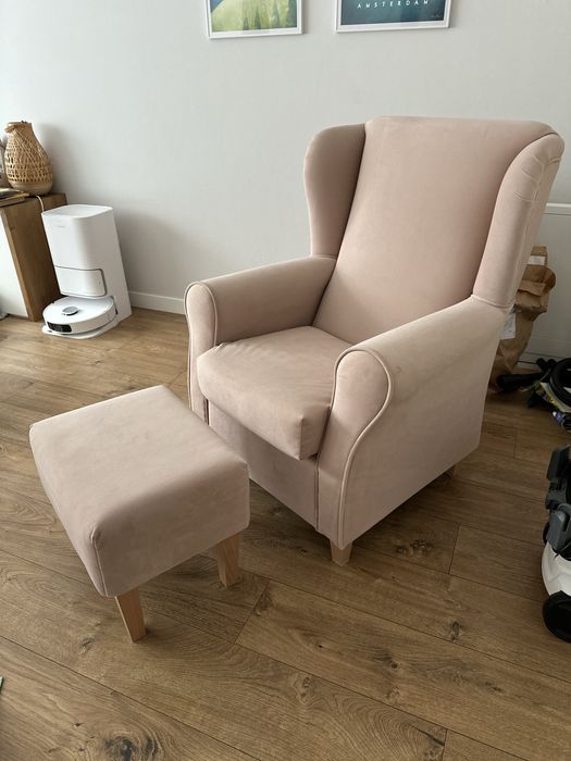 Fotel do karmienia dziecka z podnóżkiem velur MySweetRoom uszak