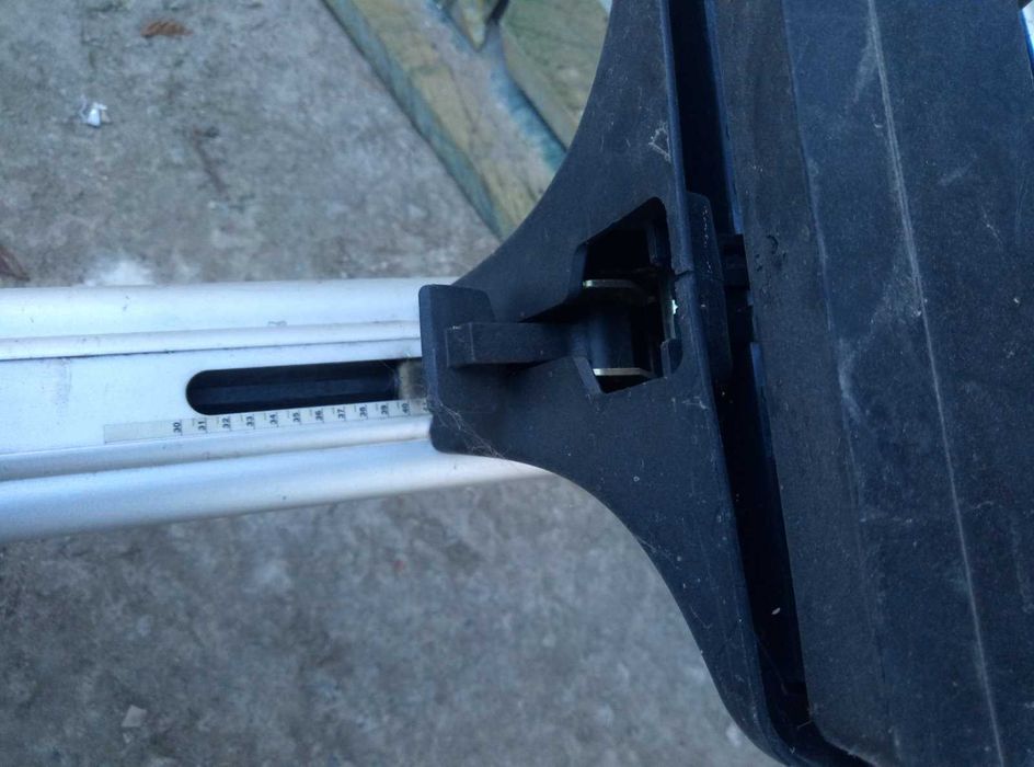 Багажник автомобільний