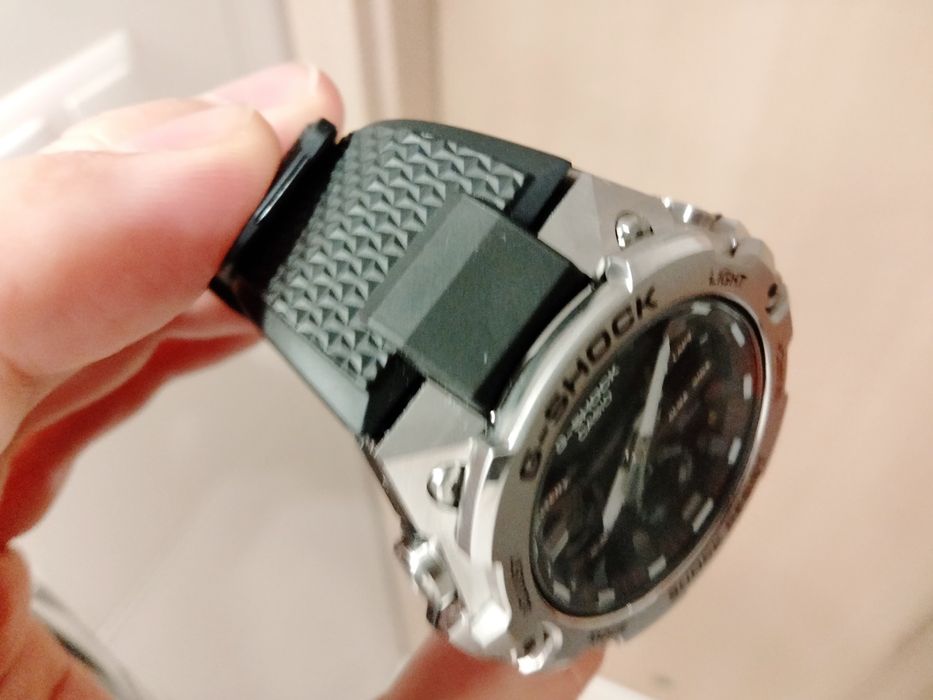 Casio G Shock GST-B400-1AER