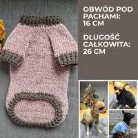 Pluszowy sweterek dla mniejszego pieska lub kotka, ręcznie robiony