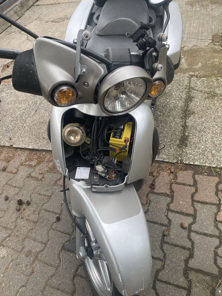 Aprilla Scarabeo 125 rok 2003 do odświerzenia
