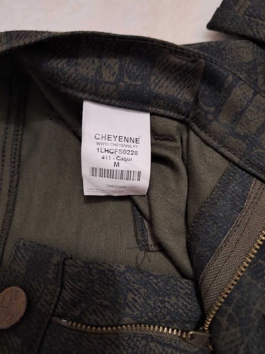 Calças/Jeggings caqui, da Cheyenne