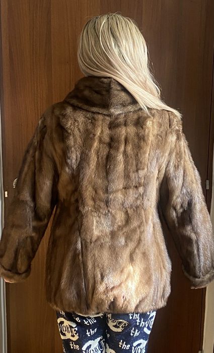 Шуба  норкова коротка