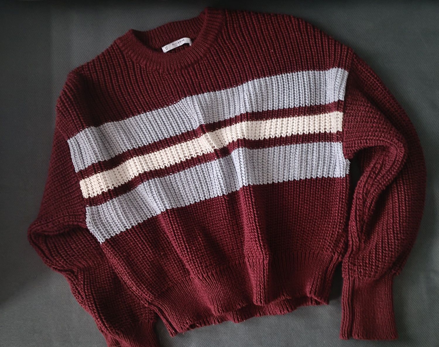 Bordowy sweter Pull&Bear