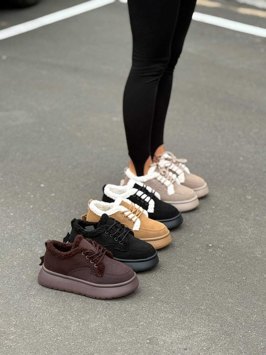 Жіночі зимові черевики на хутрі Stilli (36-41) кросівки замшеві бежеві