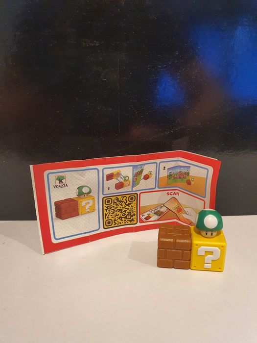 Kinder niespodzianka Joy Mario