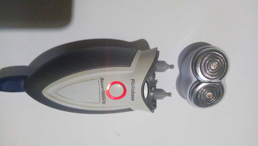 Электобритва Philips филипс