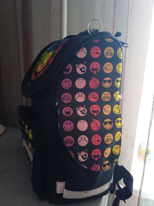 Три шкільні рюкзаки за вигідною ціною