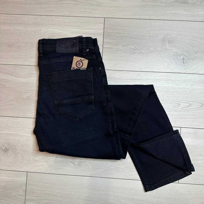 Класичні чоловічі джинси Blackzi(розмір-33,34,38)