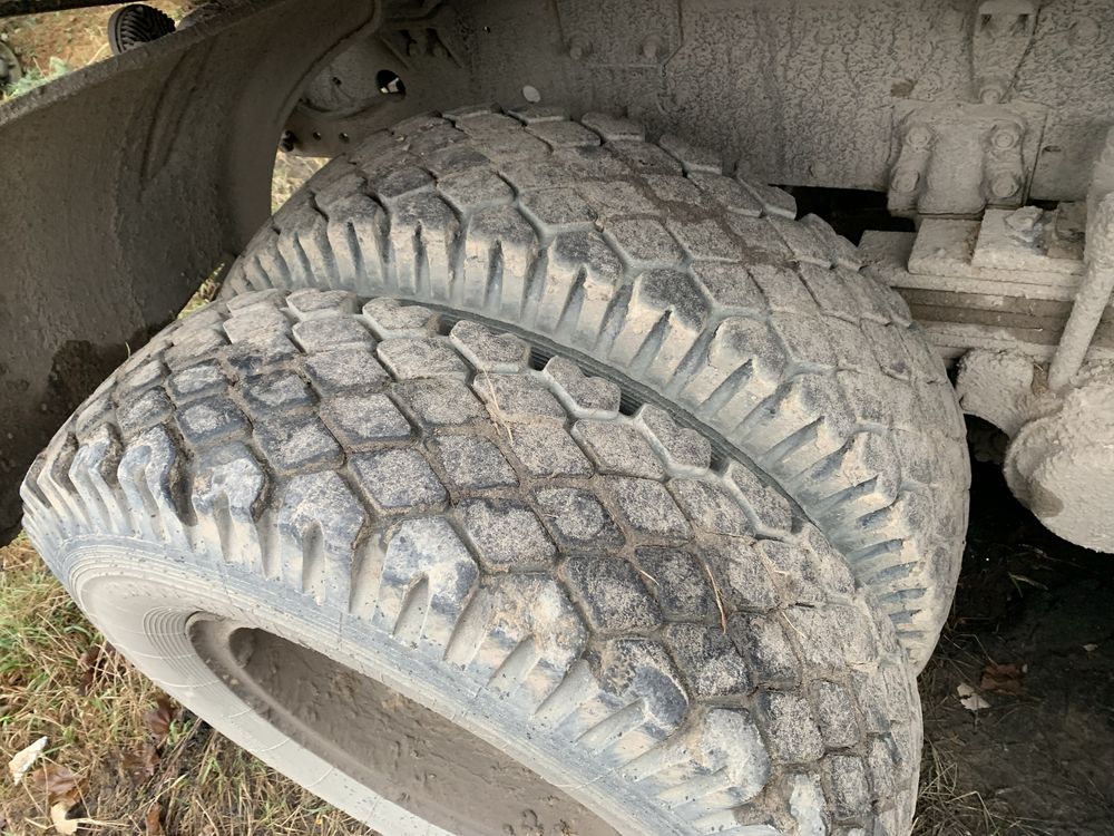 Opony 1000/20 KAMA kostka koła 10.00-20 Kamaz przyczepa koparka 1000R2