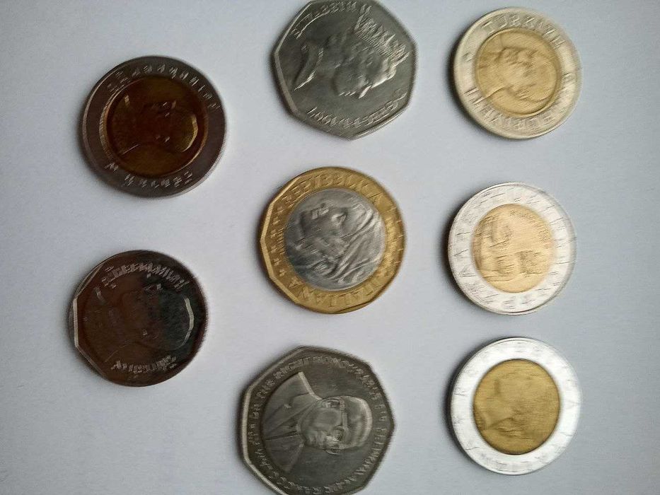 Монеты разных стран мира и номинала , три лота по 7 штук