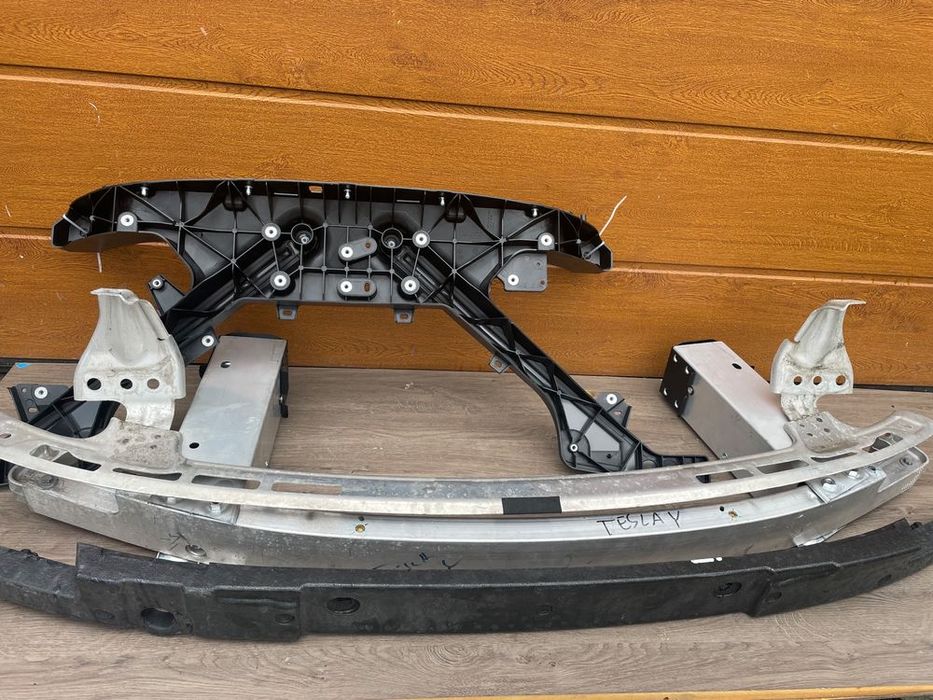 tesla y pas belka wzmocnienie przód strefa tesla model y