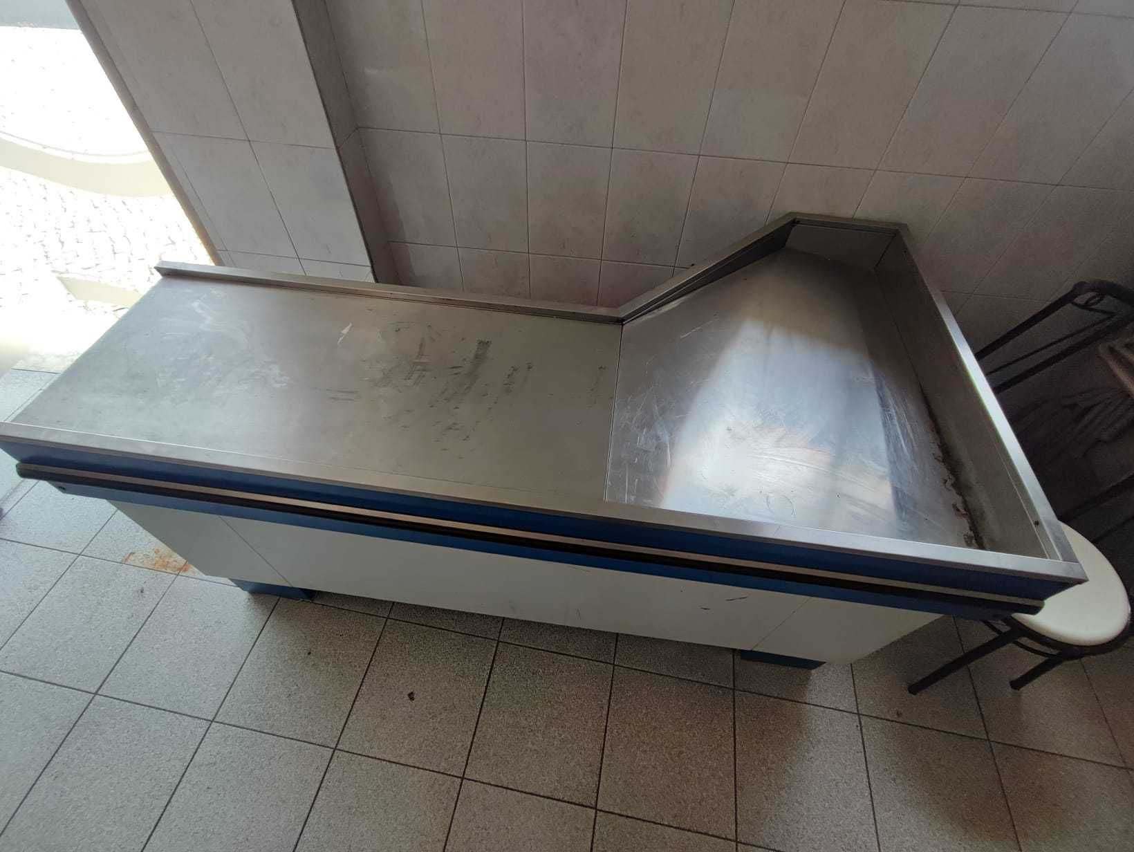 Mesa de saída para supermercado