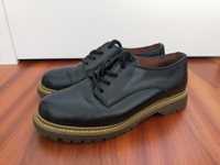 Sapatos pretos clássicos 39 FOREVA