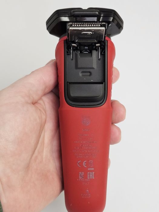 Бритва початкового преміум сегменту Philips S5000