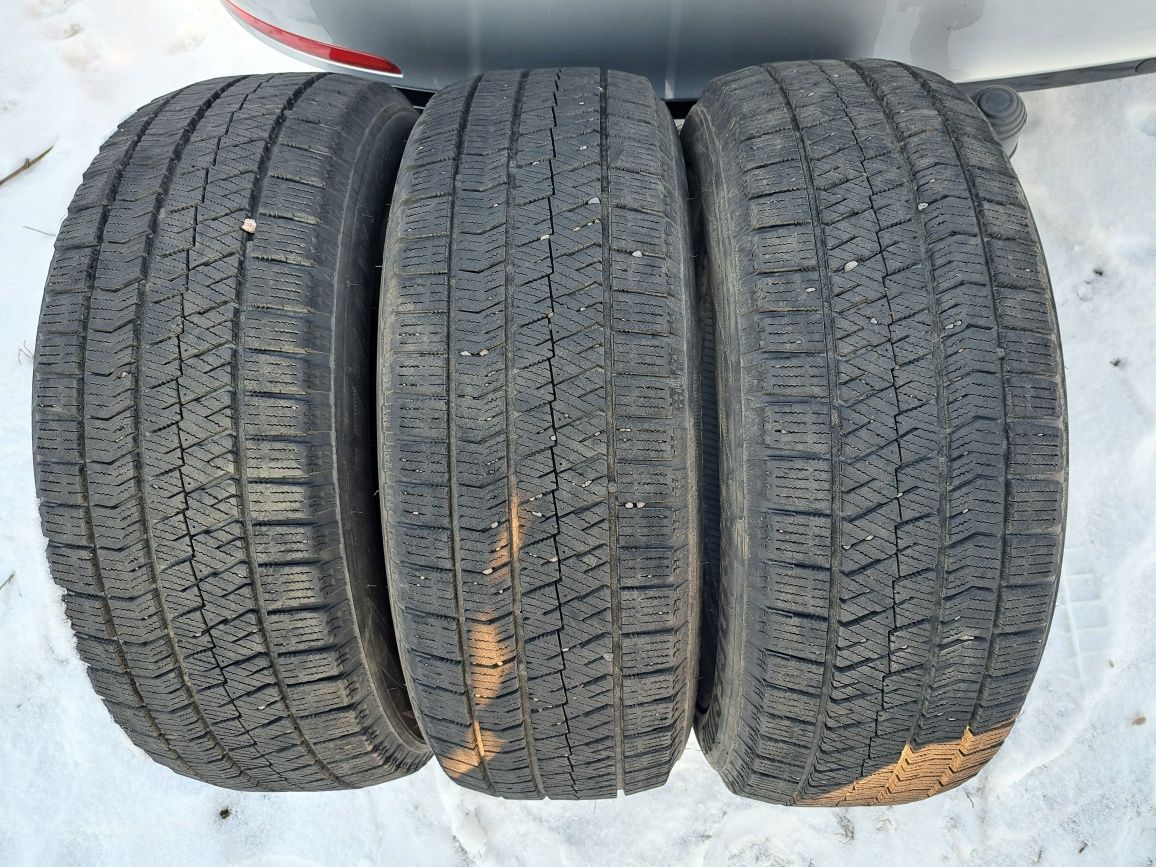 Гума зимова Bridgestone blizzak ice 205/60/r16 96t