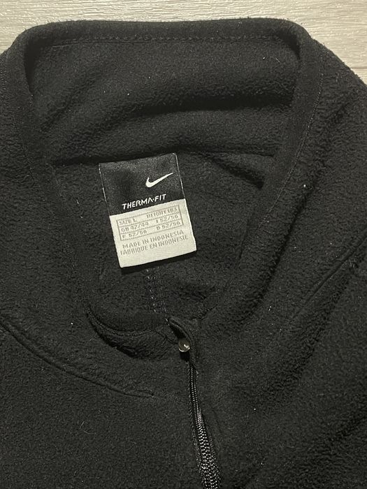 Вінтажна чорна фліска Nike Therma-Fit