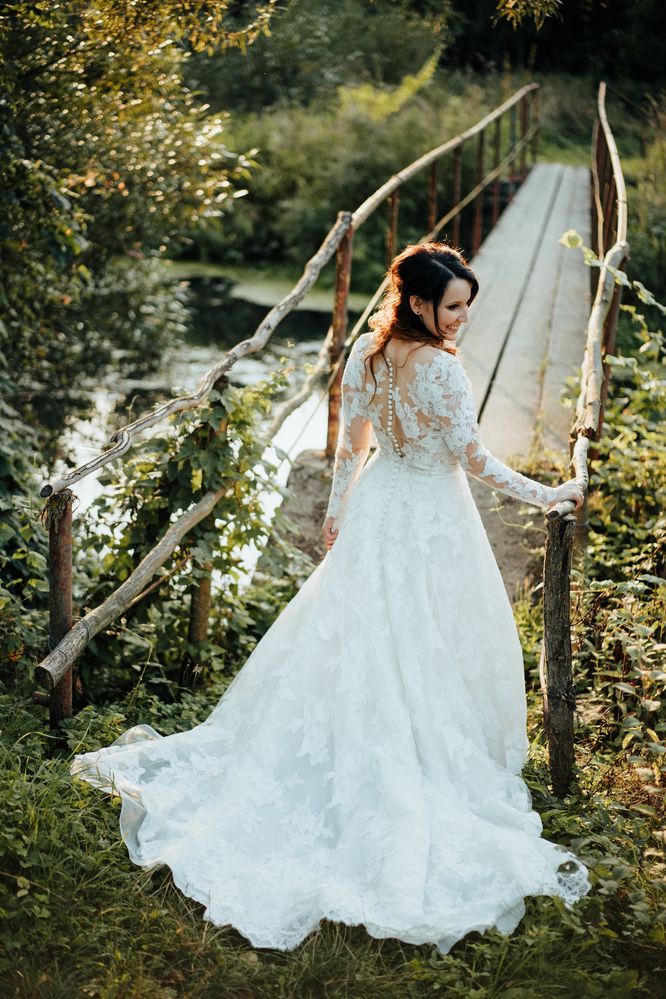 Suknia ślubna Pronovias Elema 36