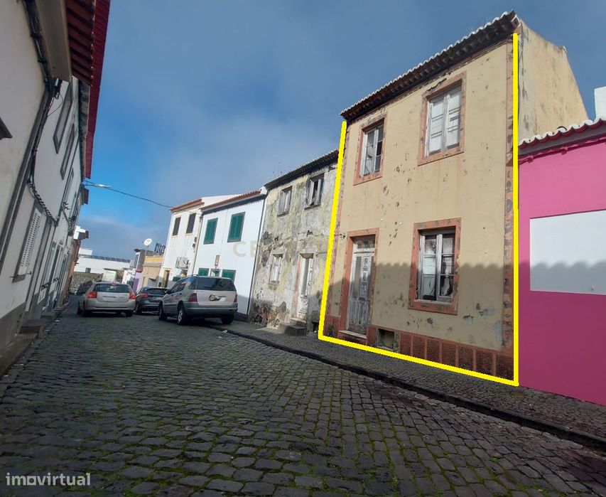 Ruína com Duas Frentes Potencial Único – Centro Histórico da Ribeira G