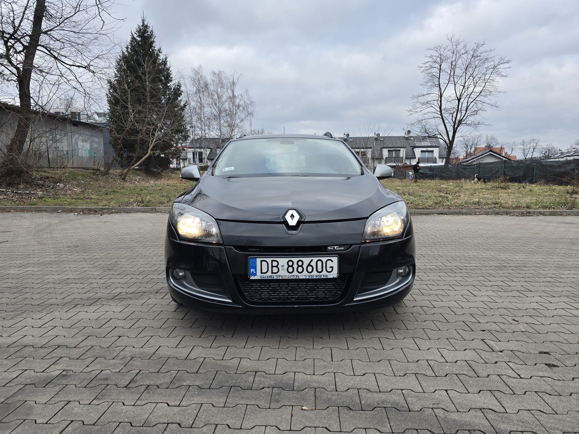 Śliczna Megane gt line, dużo nowych części