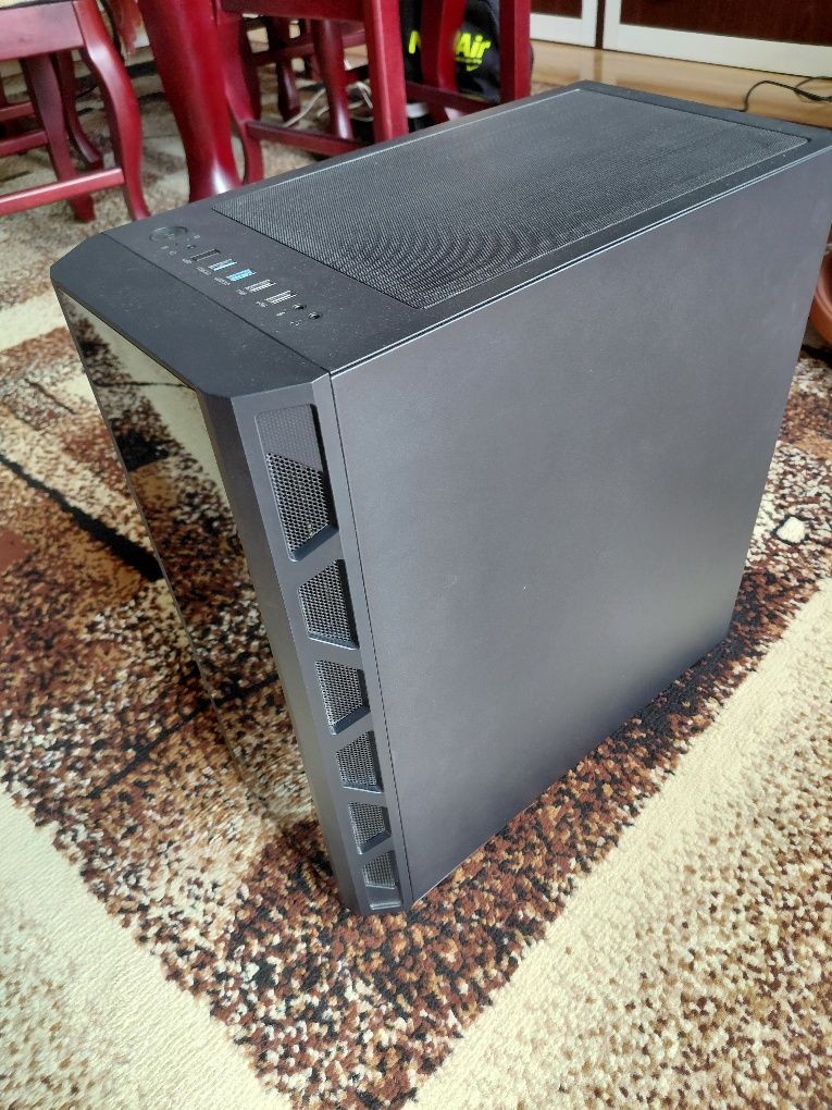 Komputer Ryzen 5 5600 Radeon rx6600 16gb RAM