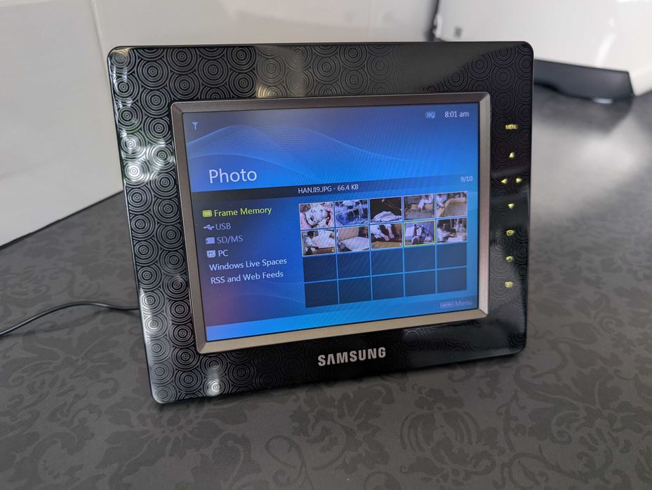 Ramka cyfrowa Samsung ramka elektroniczna czarna do zdjęć wifi mp3