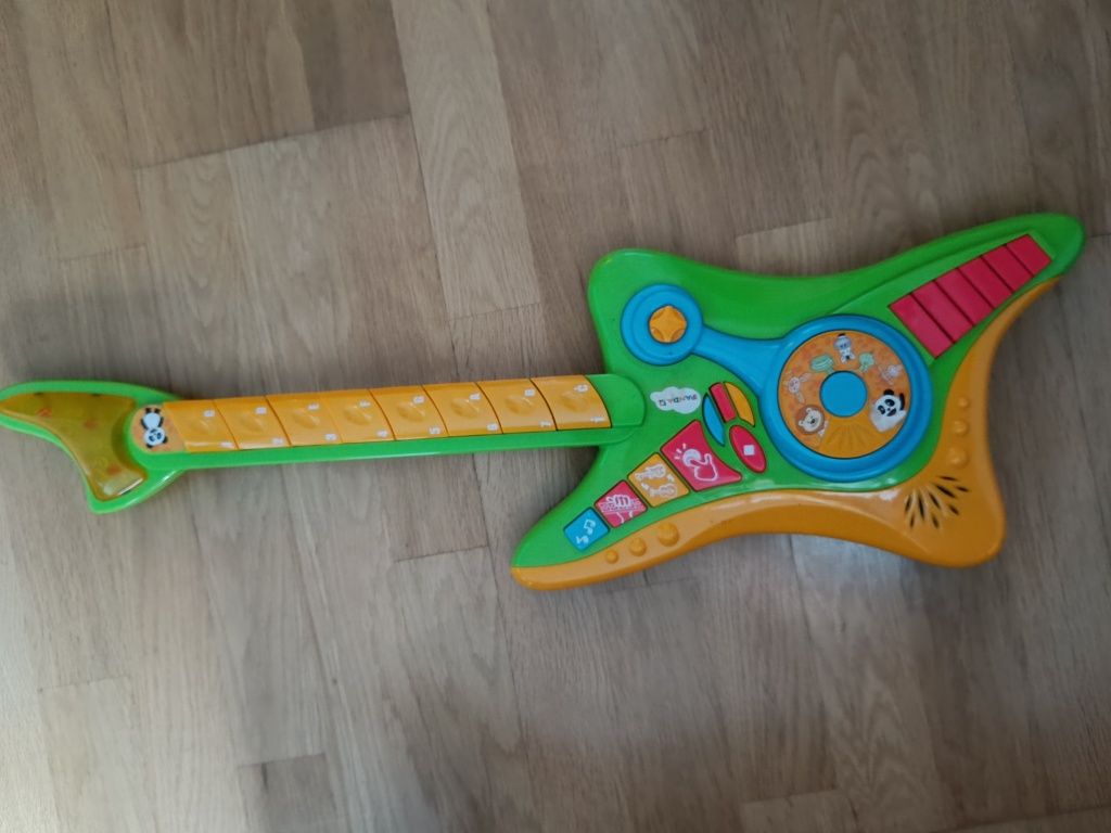 Guitarra criança