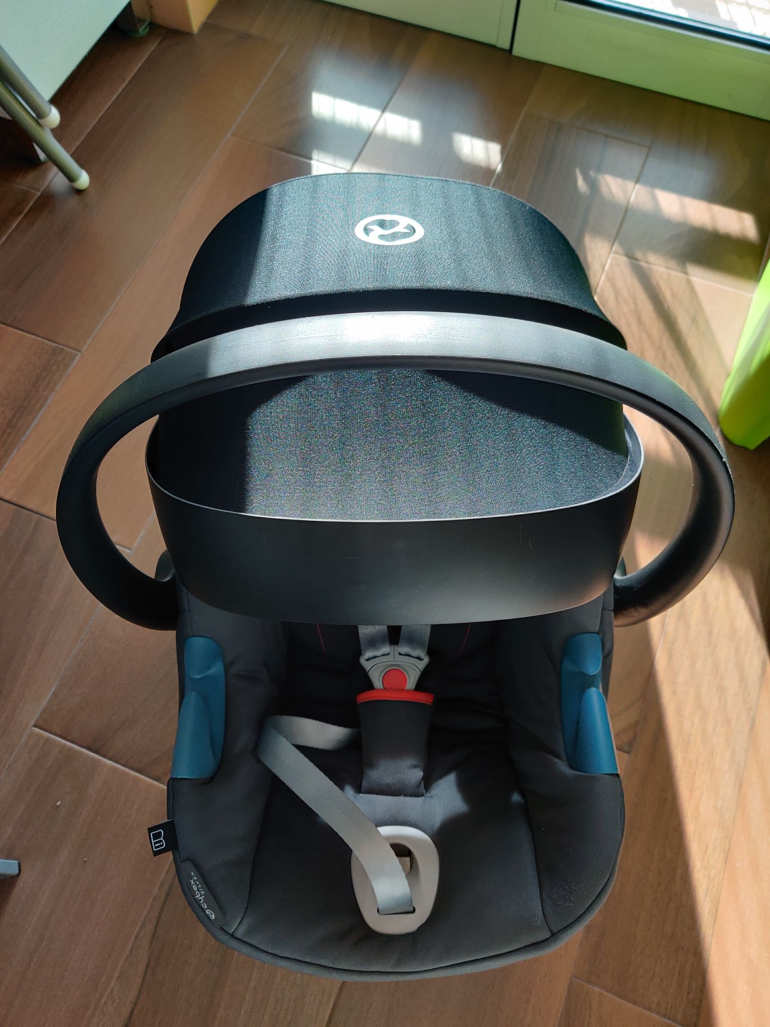 Cadeira auto/ovo Cybex Aton B