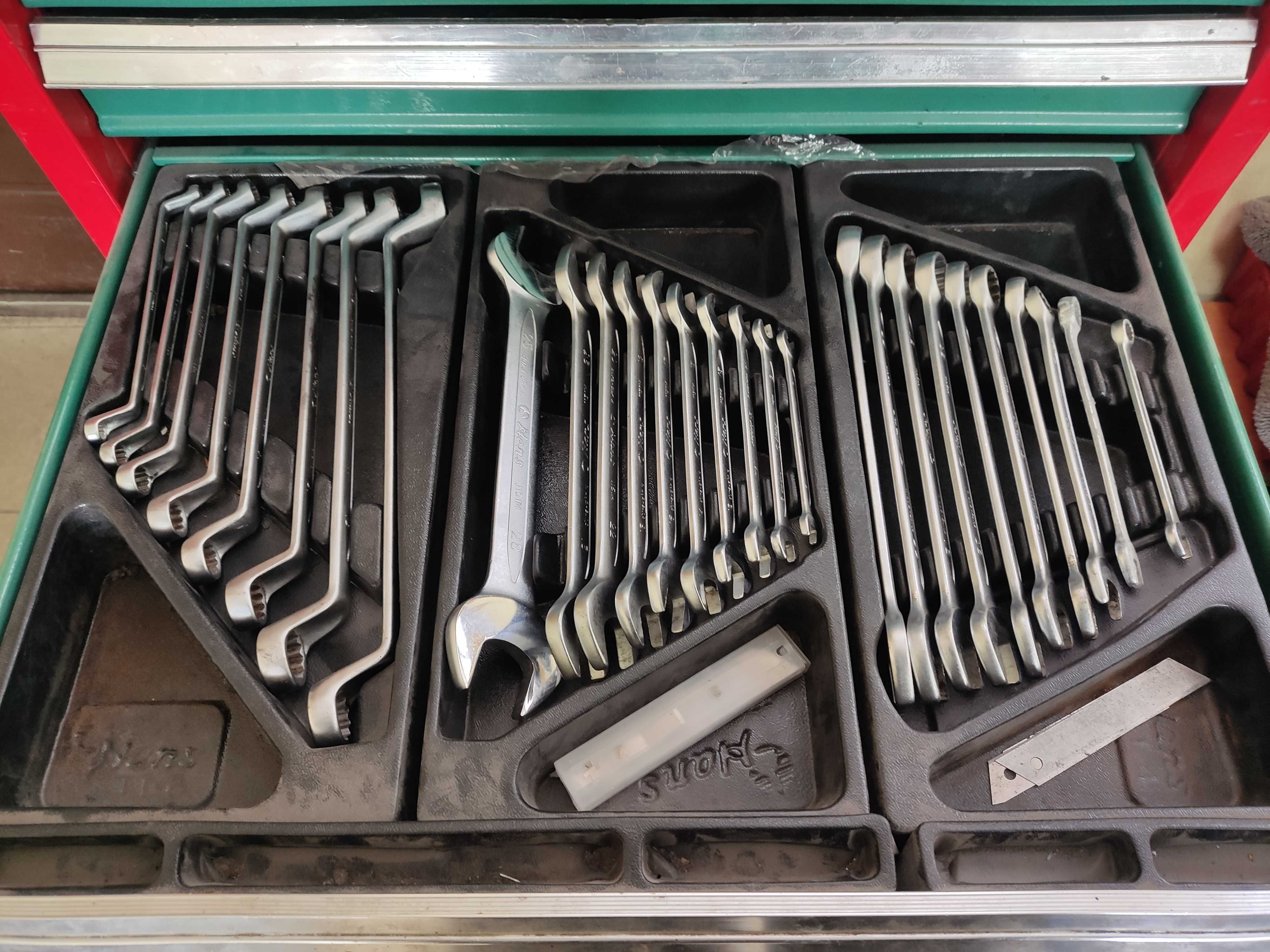 Wózek narzędziowy Hans Tools 7 szuflad (2 duże+5 małych]