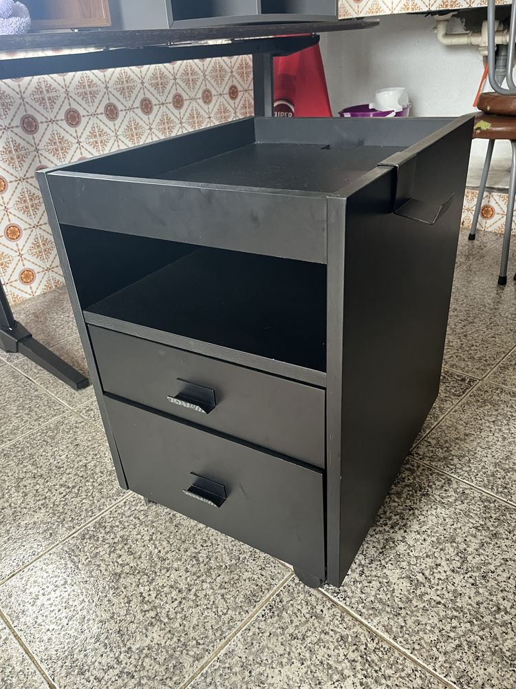 UPPSPEL mesinha com rodas gaming