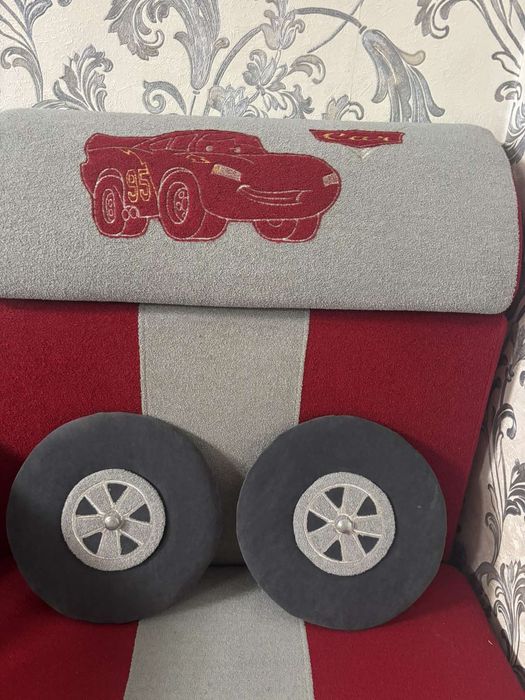 Продам детский диван