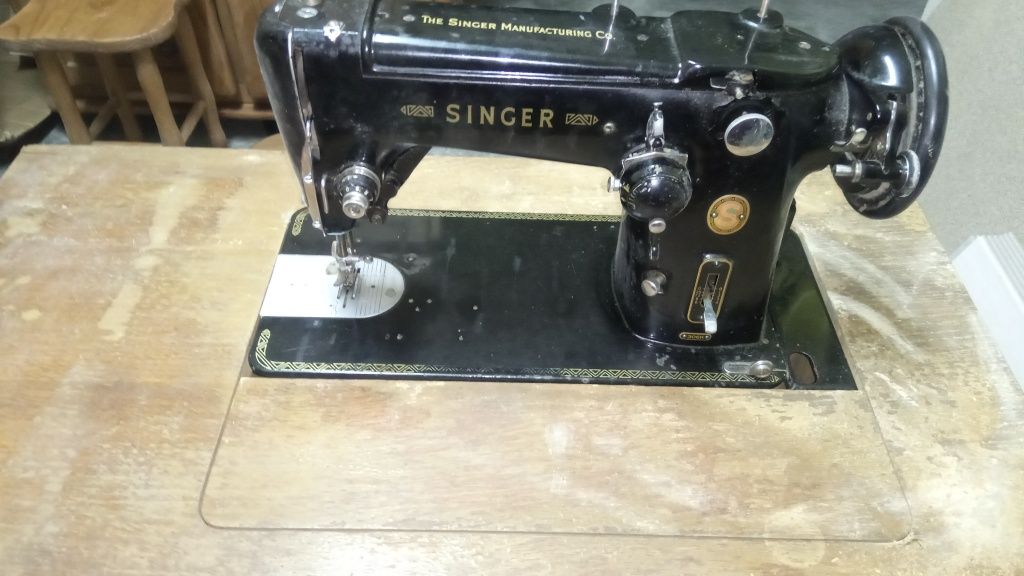 Máquina de costura Singer