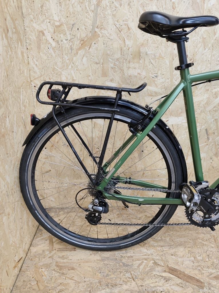 Rower CUBE Touring HPA piękna zieleń dynamo w piaście