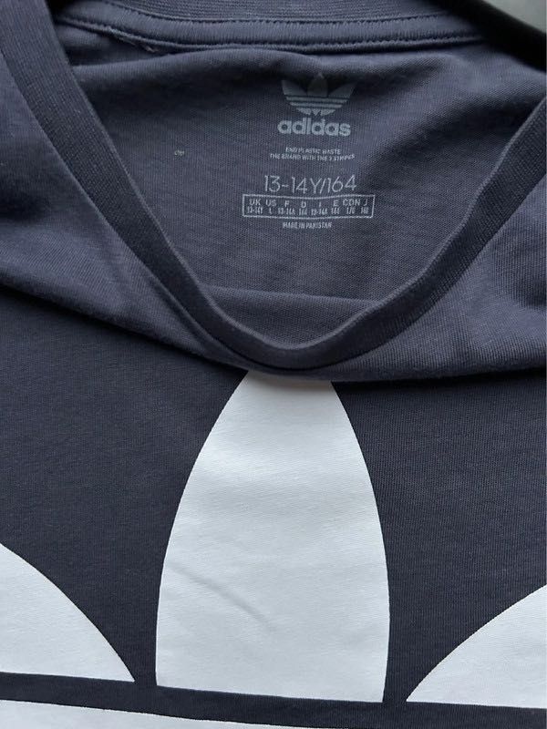 Adidas koszulka granatowa z logo r.164